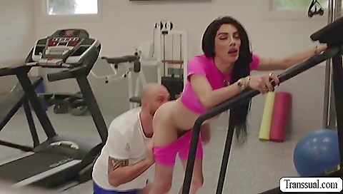 Brunette brunette deepthroat fucked after she's anal