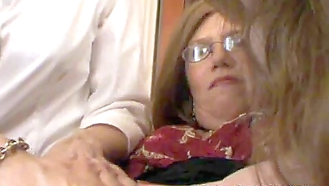 A mature stepmom with a big ass and sexy lingerie is fucking