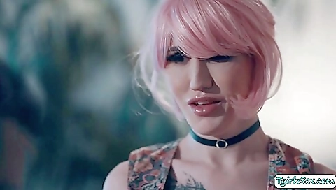 Guy fucks a slutty big booty girl in hardcore anal